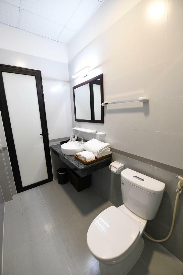 Starlight Boutique Hotel Куангнинь Экстерьер фото